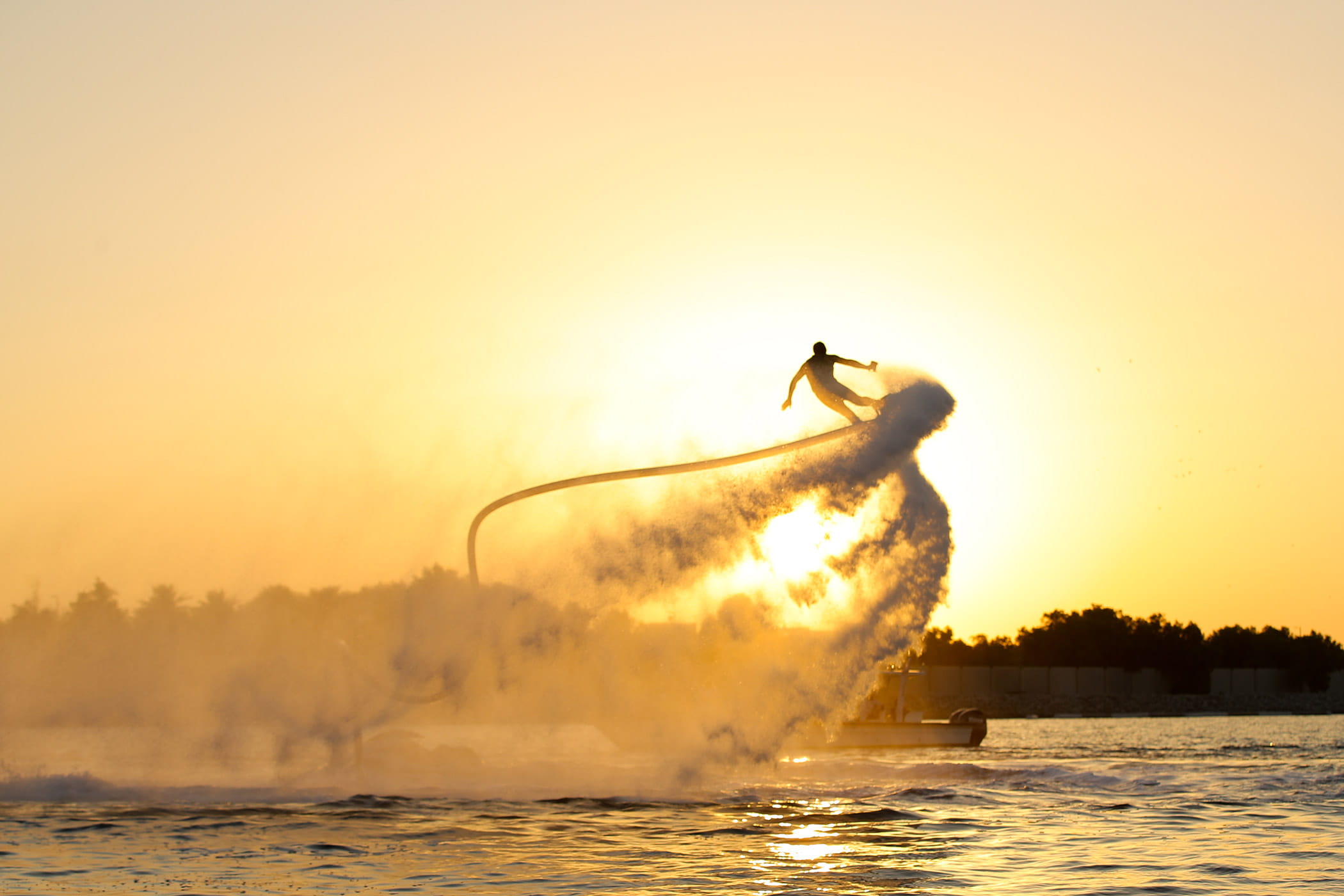 أبوظبي البحرية تحتفل بالنجاح الكبير لمعرض أبوظبي الدولي للقوارب